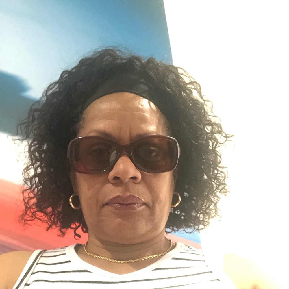 Meet your Posher, Sabrina